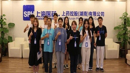 青春敢闯，逐梦远方